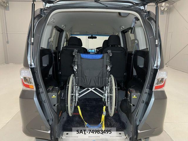 Honda FREED 2012-05 372384-12