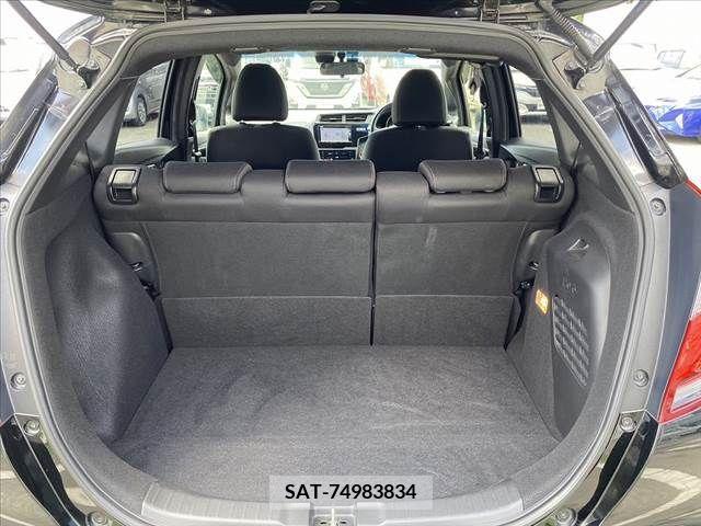 Honda FIT HYBRID 2018-04 360277-17