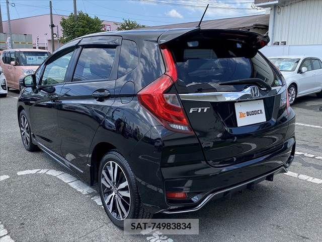Honda FIT HYBRID 2018-04 360277-11