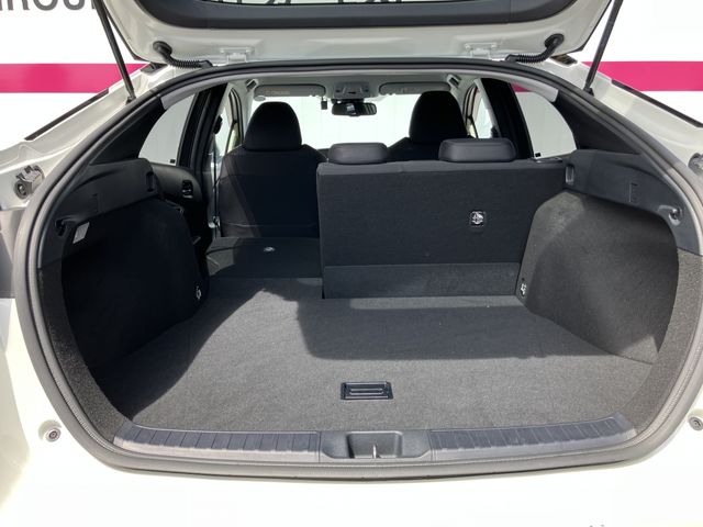 Toyota PRIUS 2016-09 16618-25