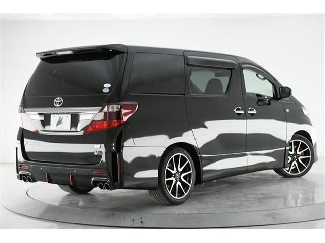 Toyota ALPHARD 2013-08 193404-1