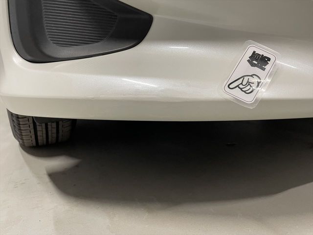 Toyota YARIS 2020-03 14231-27