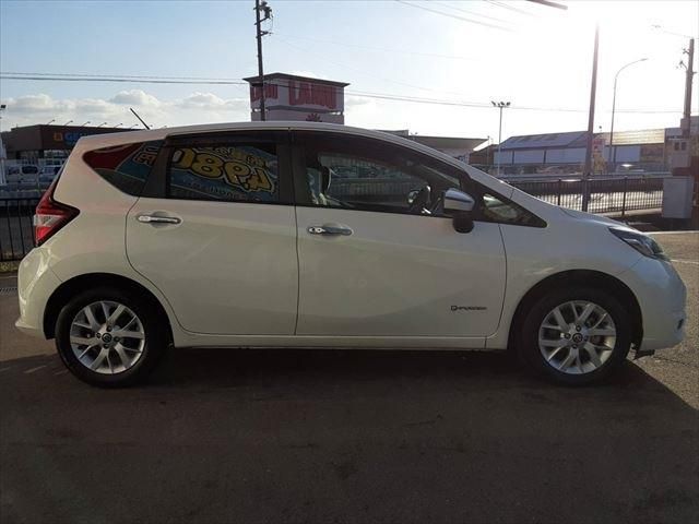 Nissan NOTE 2019-04 190383-3