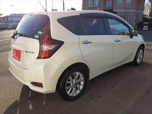 Nissan NOTE 2019-04 190383-4