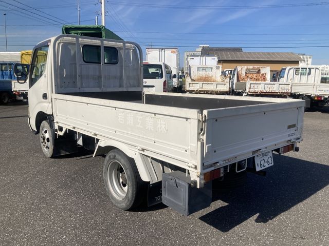 Toyota DYNA TRUCK 2005-02 14748-4