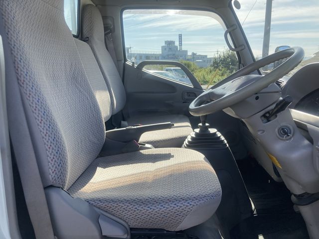 Toyota DYNA TRUCK 2005-02 14748-8