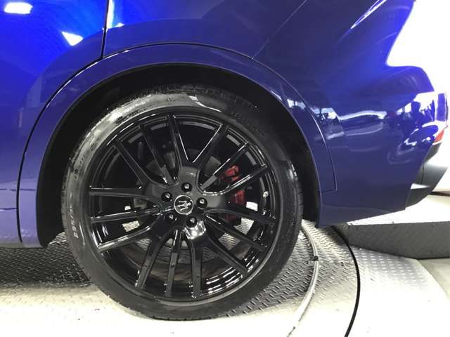 Maserati LEVANTE 2022-11 4817-13