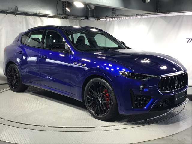 Maserati LEVANTE 2022-11 4817-4