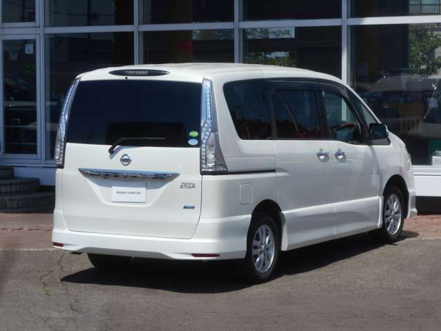 Nissan SERENA 2016-06 5194-1