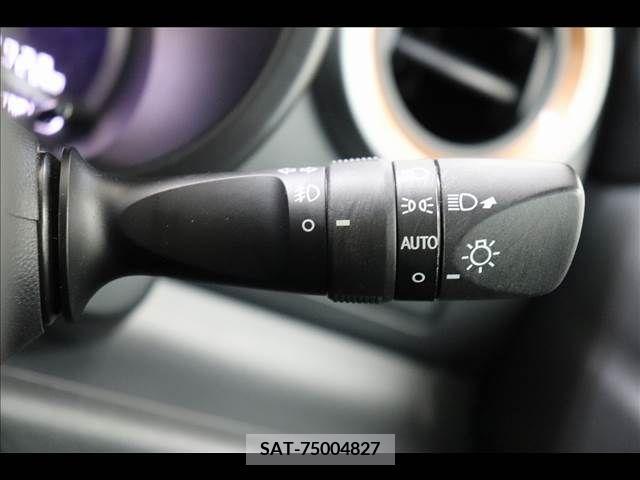 Toyota PASSO 2019-06 381958-7