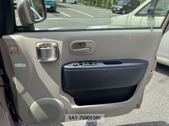 Nissan OTTI 2013-03 281083-16