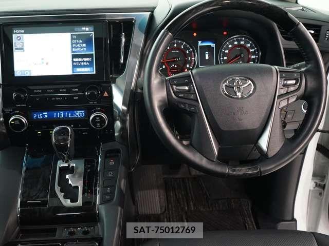 Toyota ALPHARD 2021-05 380078-17