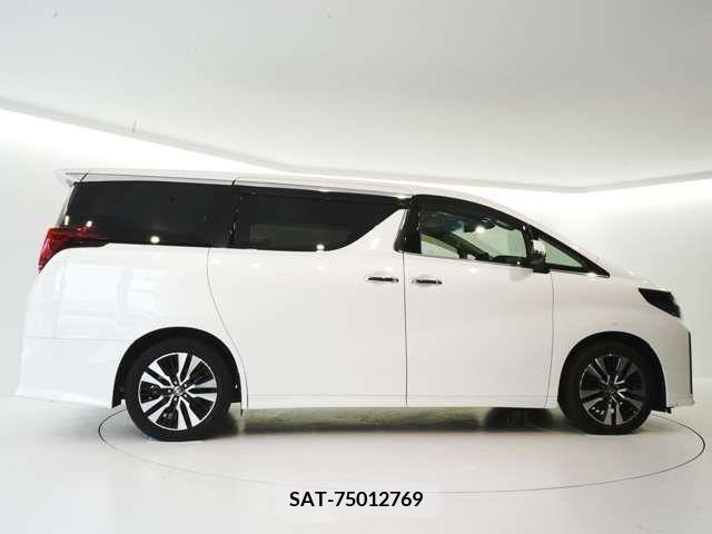 Toyota ALPHARD 2021-05 380078-5