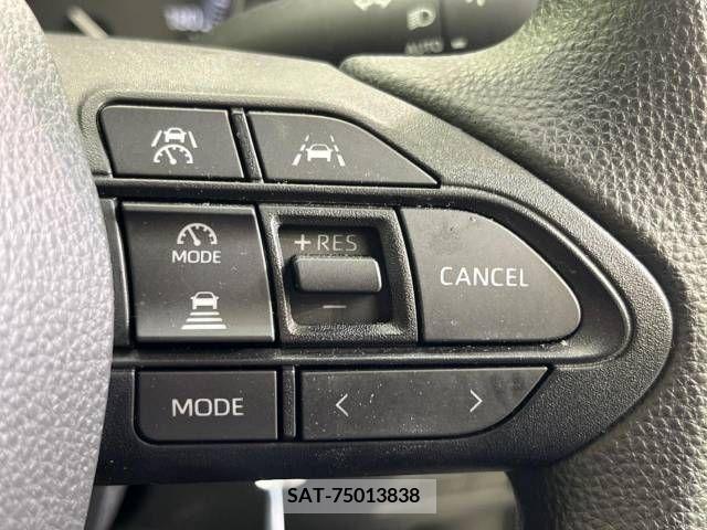 Toyota NOAH 2023-04 244487-3