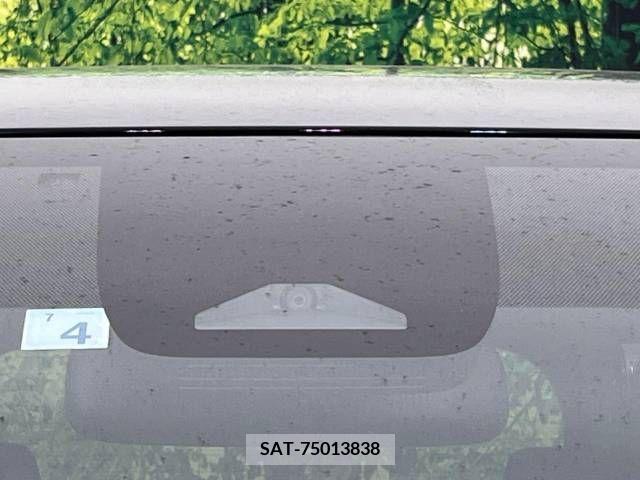 Toyota NOAH 2023-04 244487-2