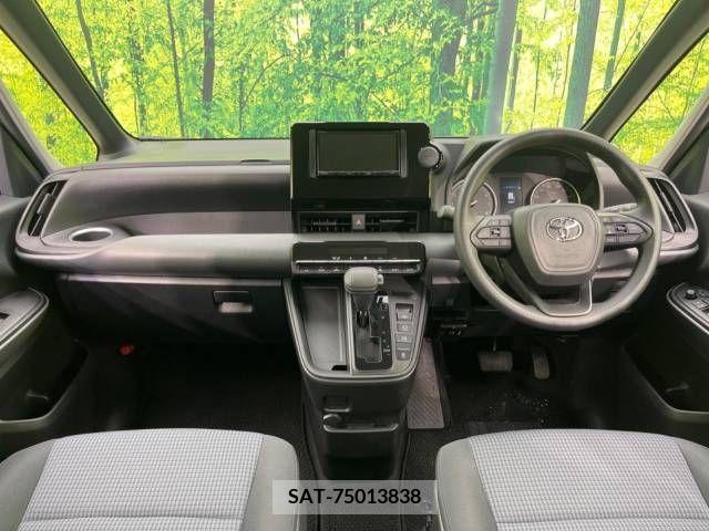 Toyota NOAH 2023-04 244487-1