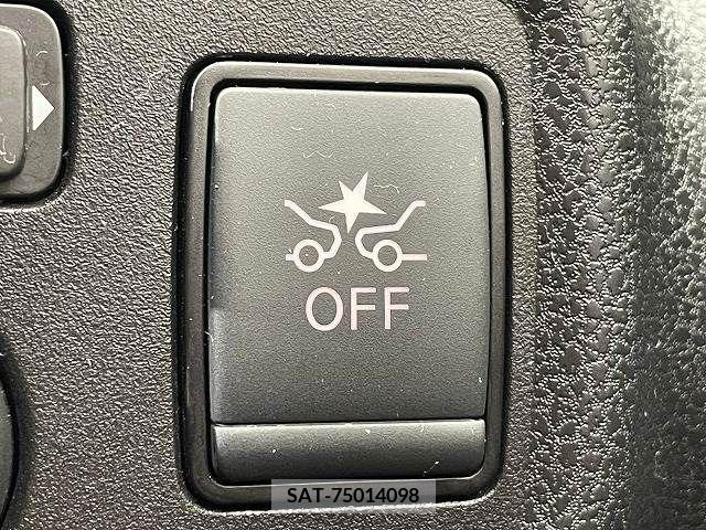 Nissan NOTE 2019-03 279861-5