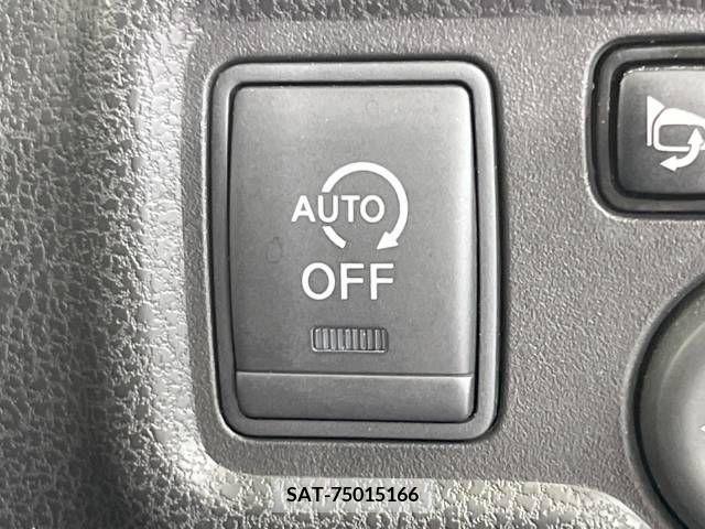 Nissan NOTE 2015-03 328239-7