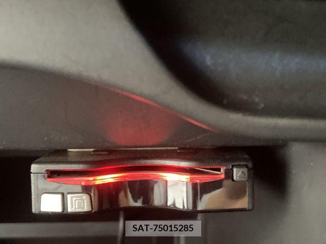 Nissan NOTE 2016-03 280027-26