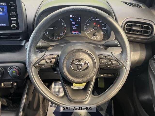 Toyota YARIS 2020-03 330384-11