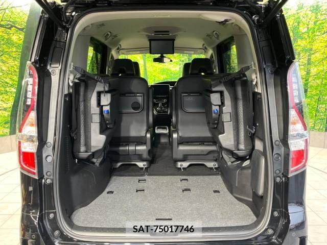 Nissan SERENA 2020-03 237932-11