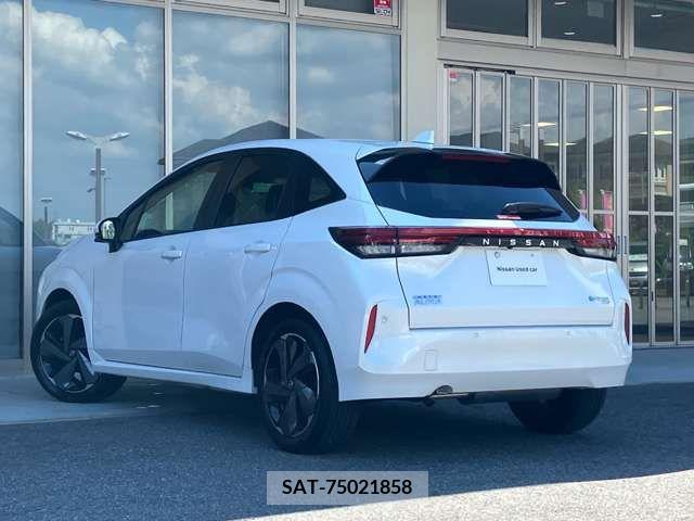 Nissan AURA 2023-08 342302-3