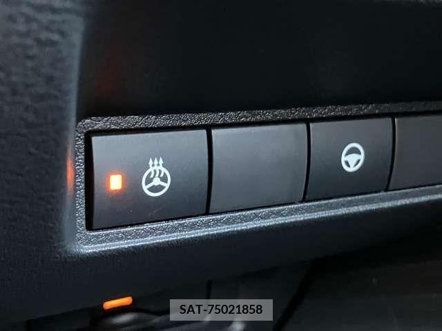 Nissan AURA 2023-08 342302-16