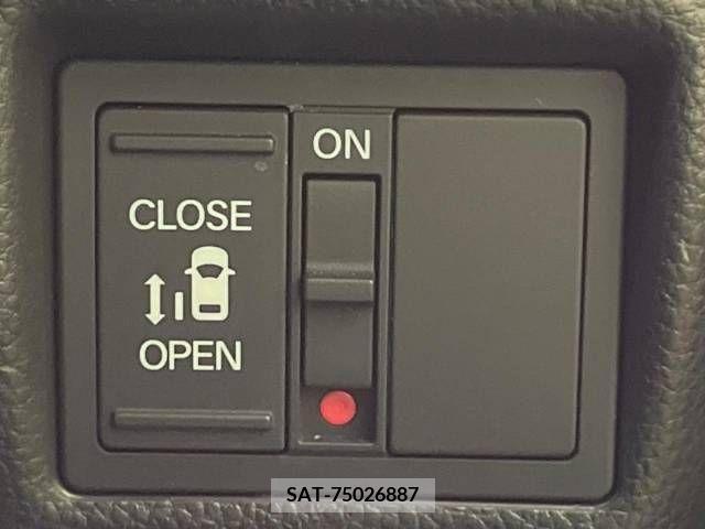 Honda N BOX CUSTOM 2019-07 307058-4