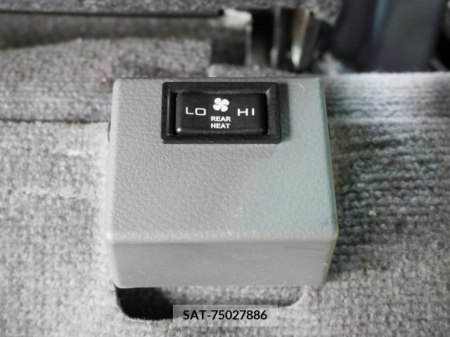 Mitsubishi CANTER 2016-03 380304-24