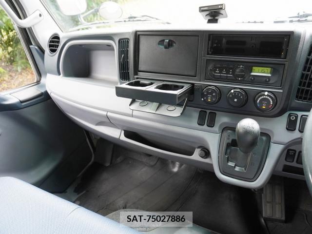 Mitsubishi CANTER 2016-03 380304-22