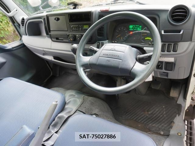 Mitsubishi CANTER 2016-03 380304-2