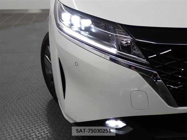 Nissan NOTE 2022-01 347875-8