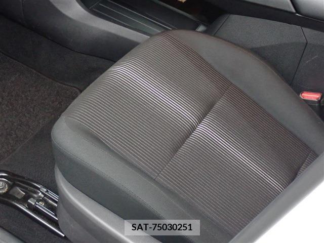 Nissan NOTE 2022-01 347875-23