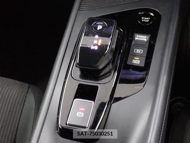 Nissan NOTE 2022-01 347875-15