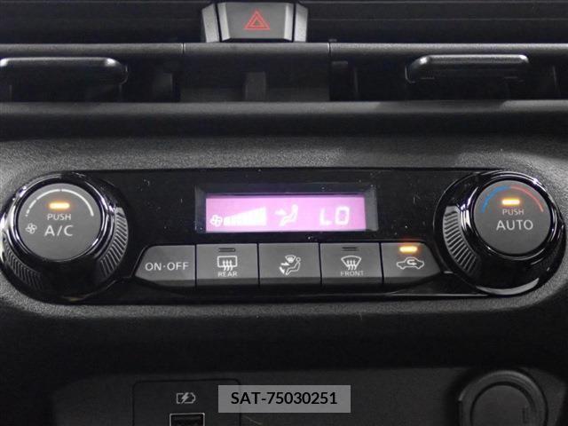 Nissan NOTE 2022-01 347875-14