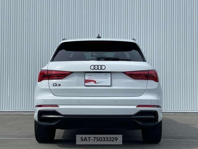Audi Q3 2022-03 261294-6
