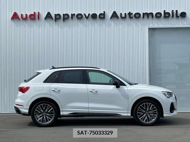 Audi Q3 2022-03 261294-4
