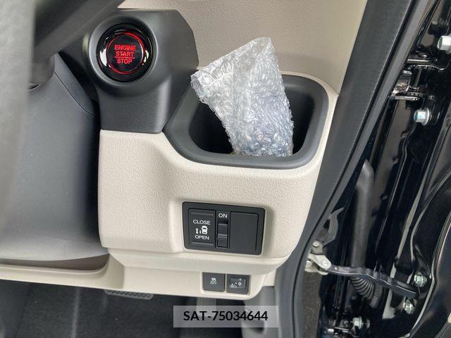 Honda N BOX 2024-05 278629-7