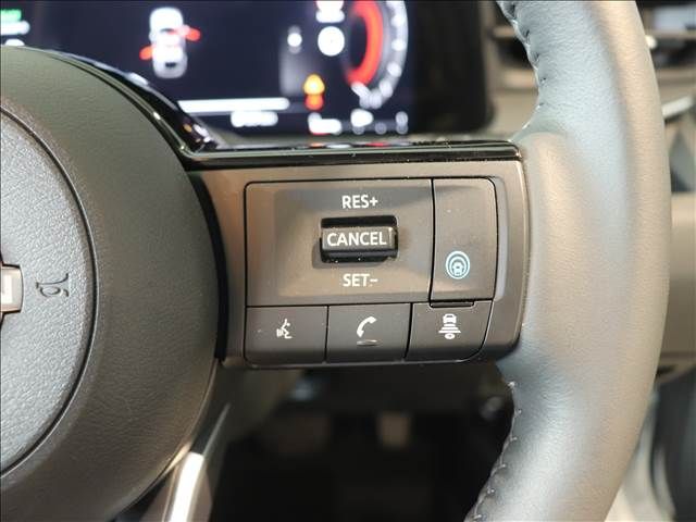 Nissan AURA 2023-06 193975-7