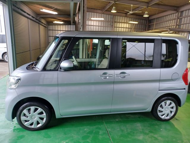 Daihatsu TANTO 2018-06 2990-4