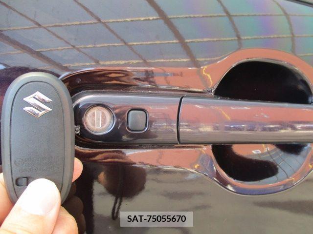 Suzuki WAGON R 2013-10 371051-22