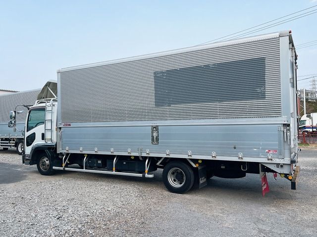 Isuzu FORWARD 2017-09 667-8