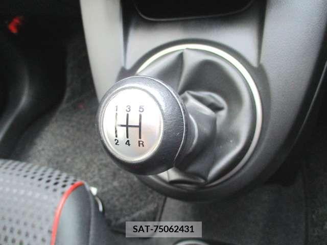 Mazda DEMIO 2013-03 296562-2