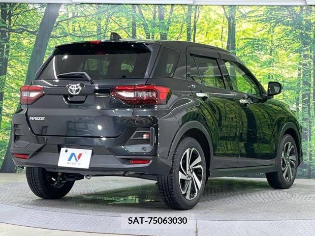 Toyota RAIZE 2022-02 354518-17