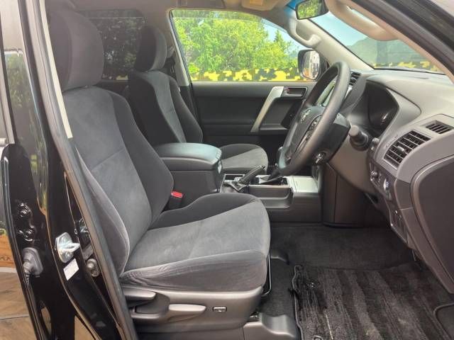 Toyota PRADO 2021-03 12612-8