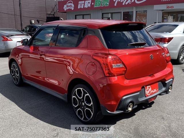 Suzuki SWIFT 2017-09 222903-6