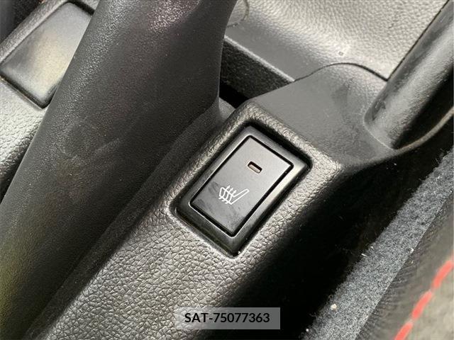 Suzuki SWIFT 2017-09 222903-28