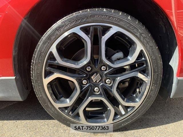 Suzuki SWIFT 2017-09 222903-14