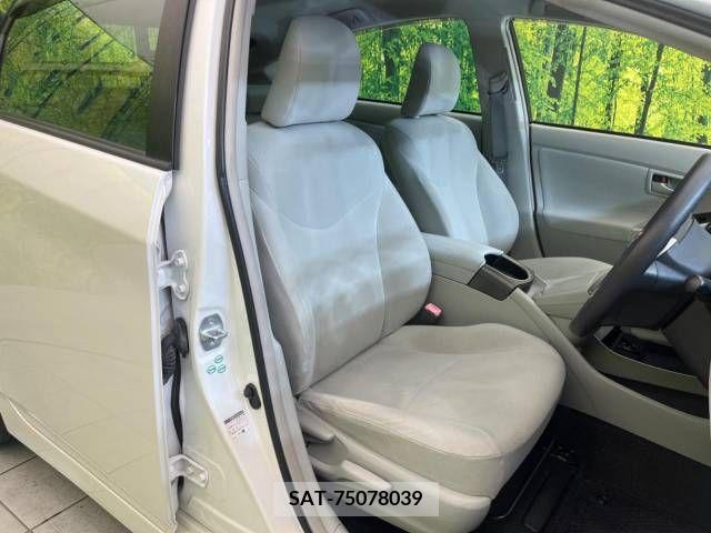 Toyota PRIUS 2012-02 366439-8