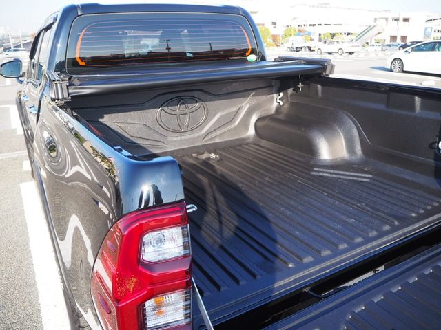 Toyota HILUX 2020-10 14134-26